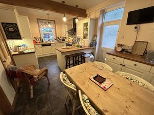 Photo 15- click for photo gallery